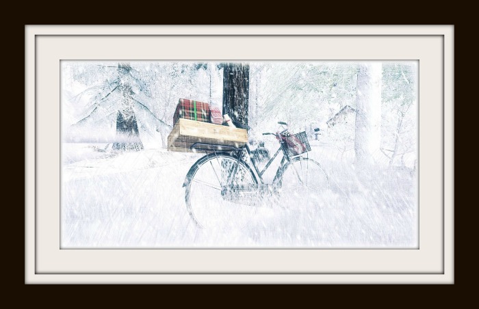 Blue Tree Art  - Package