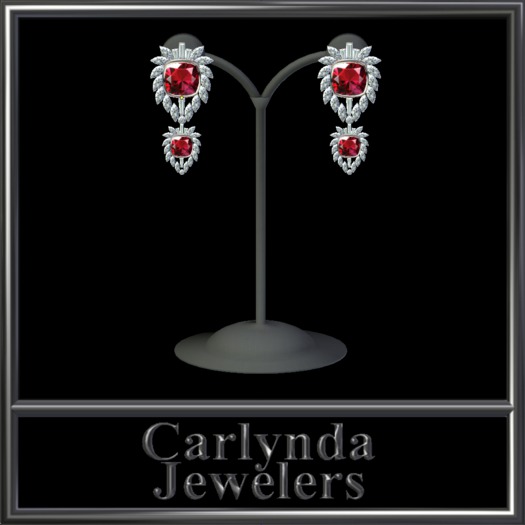 platinum emerald necklace and earrings