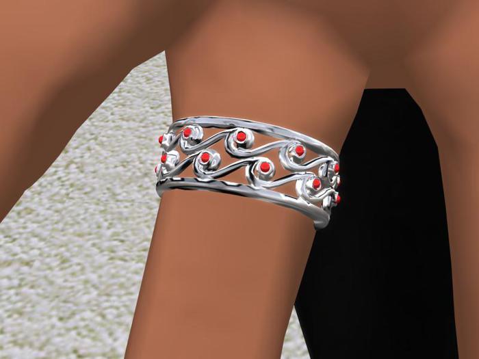 TM Celtic Spirals Accented Right Hand Ring - BENTO