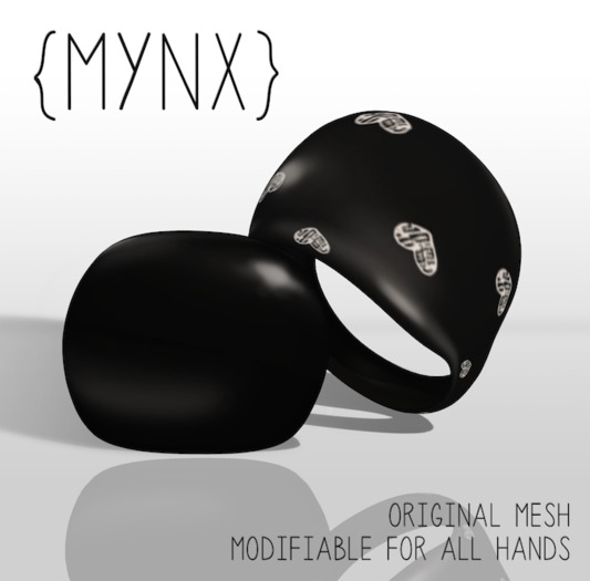 {MYNX} Resin Rings - Black Hearts