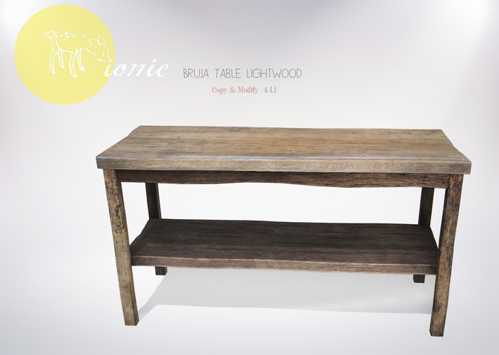 IONIC : Bruja Table {Light Wood}