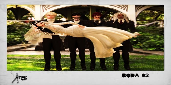 ATIPIC / boda 02 / wedding pose