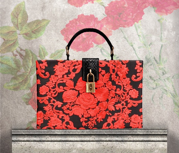 Zafair - Embroidered Roses Clutch (Red)