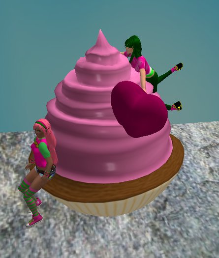Pink Giant Cupcake by 4 Kittens