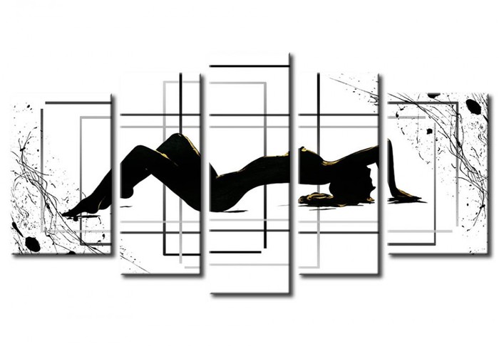 PICTURE WOMAN