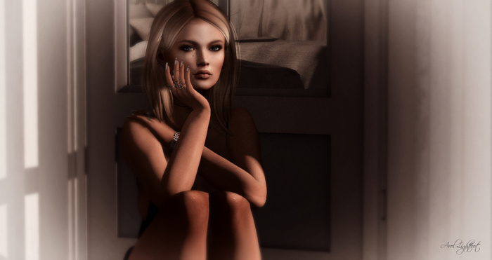 Simply Posed - Sitting pretty