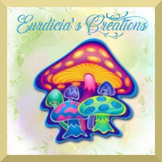 MUSHROOM WALL TATTOO