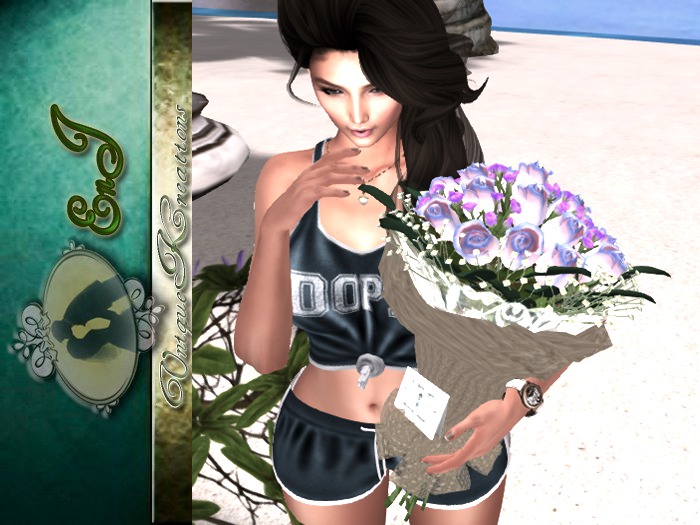 A sweet of  bunch roses  lavander