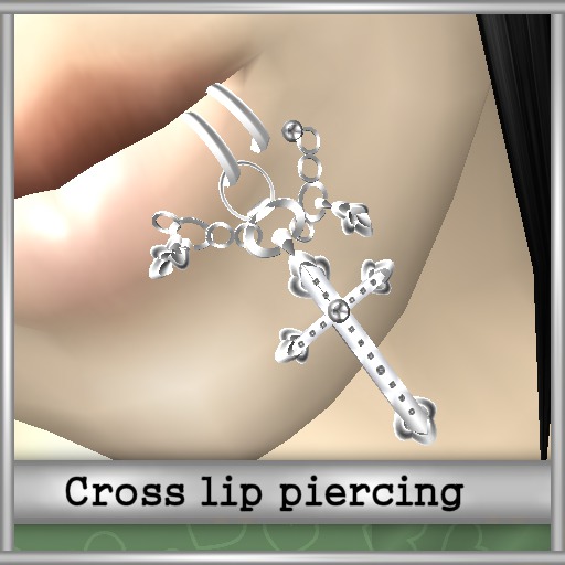 !Mingo! Cross lip piercing