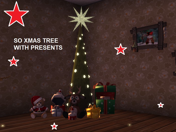 SO XMAS TREE WITH PRESENTS