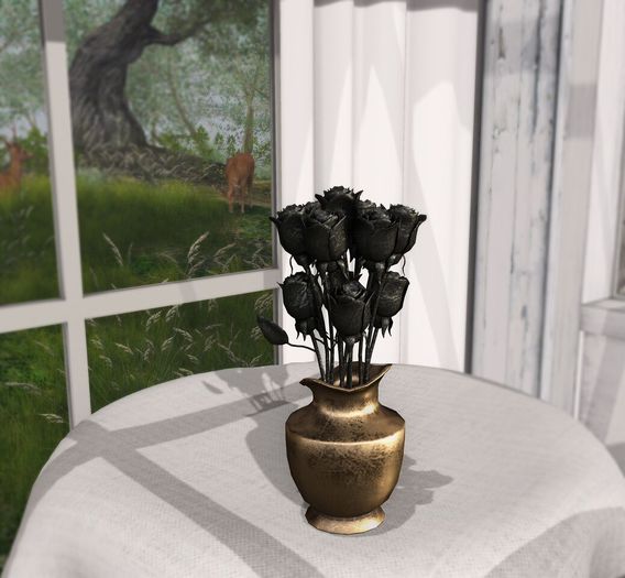 Aphrodite -  1 Prim - Roses Vase - Black -