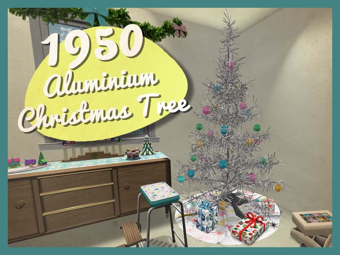 << FIN >>Fifties Aluminium Christmas Tree