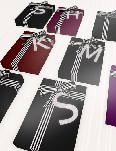 MI961970 MI Wrapped Gift Box With All Letters