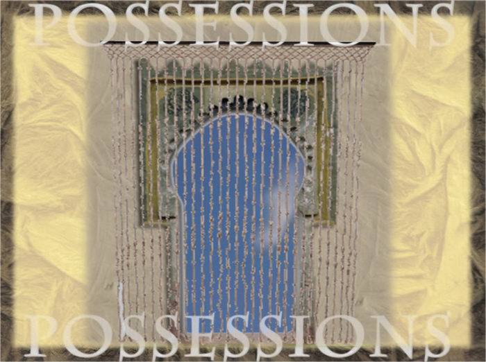 Pyramid beads, white