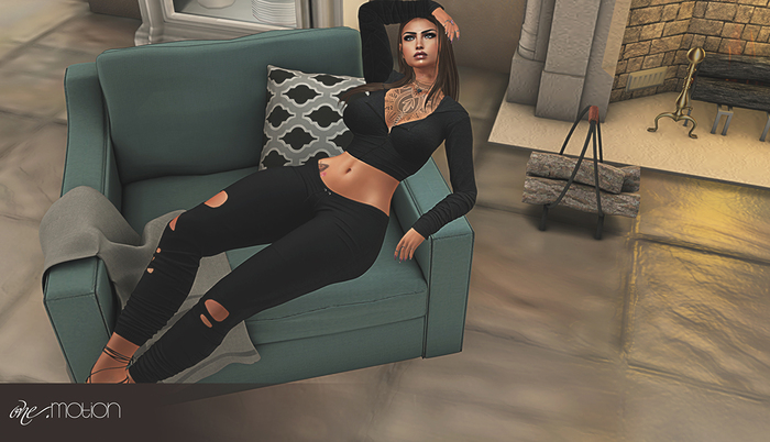 O.M - Luna Sit Pensive [Boxed]