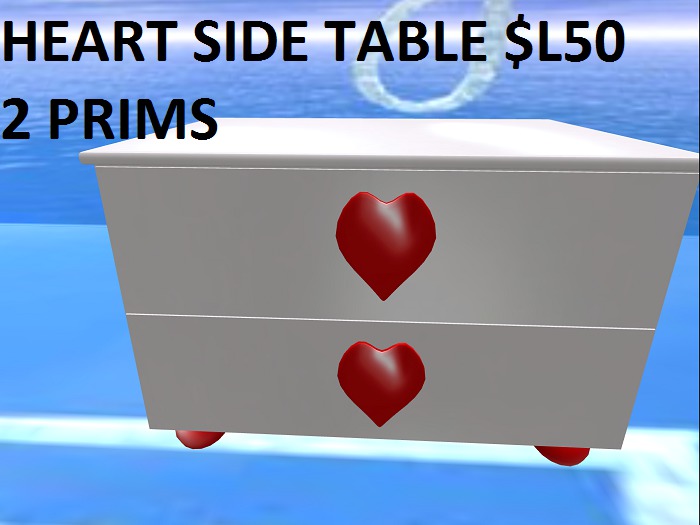 HEART SIDE TABLE