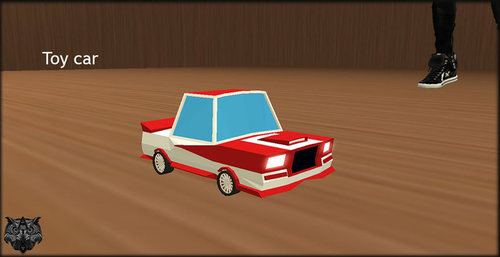 Toy car