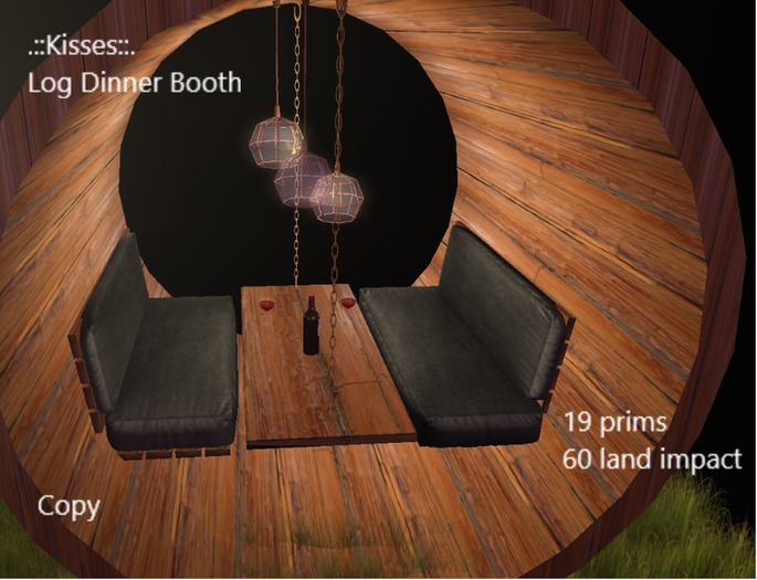 .::Kisses::. Log dinner booth