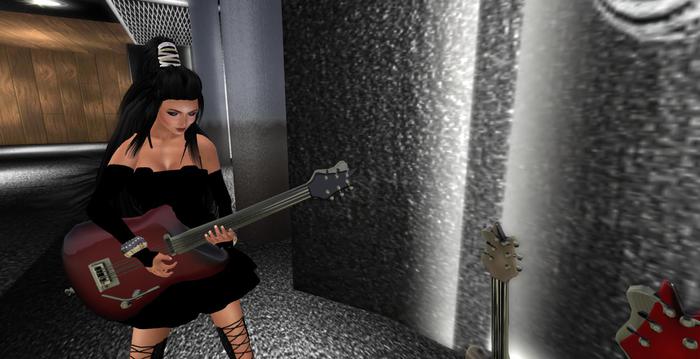 BOX TO REZ MULTICOLOR GUITAR/ HUD