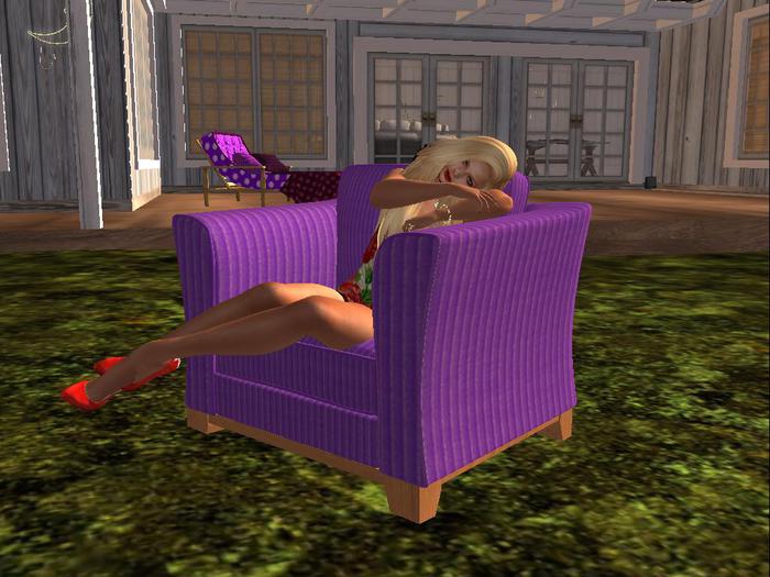 Purple Chair 9 Sitting Anims