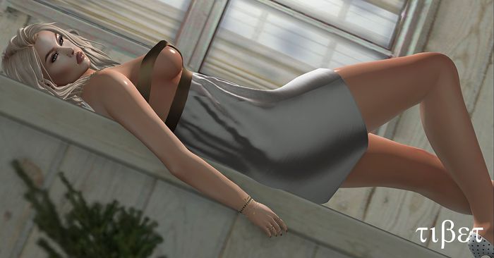 Tibet Female Pose 32