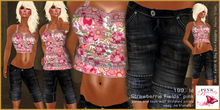 Strawberrie Fields, Outfit with sculpted pants & top