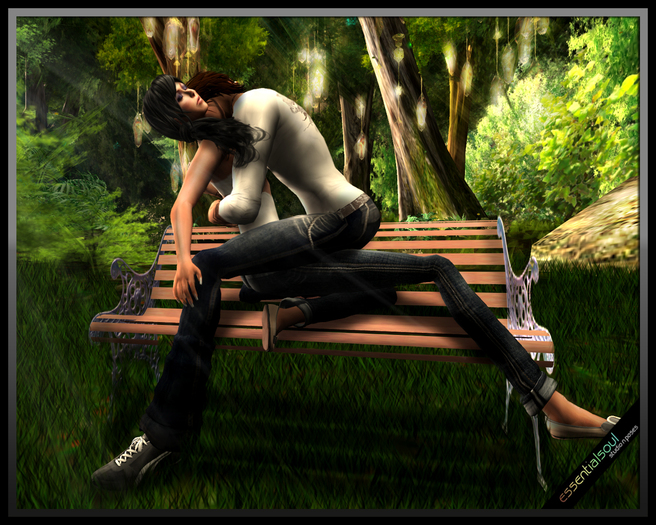 *ES* Couple poses - The bench