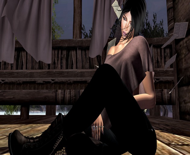 Jess Pose Vent 2