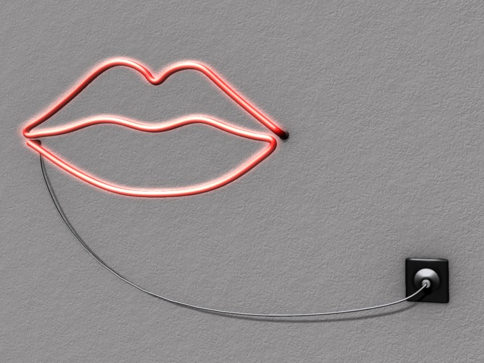 floorplan. neon II / lips red