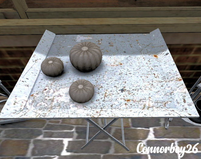 Apt B // All wired up - Table