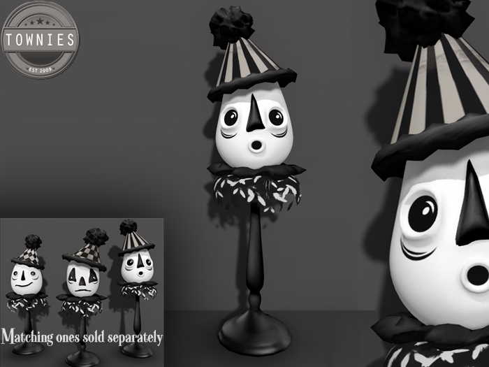 Townies Mesh Whimsical BW Pumpkin Clown 2