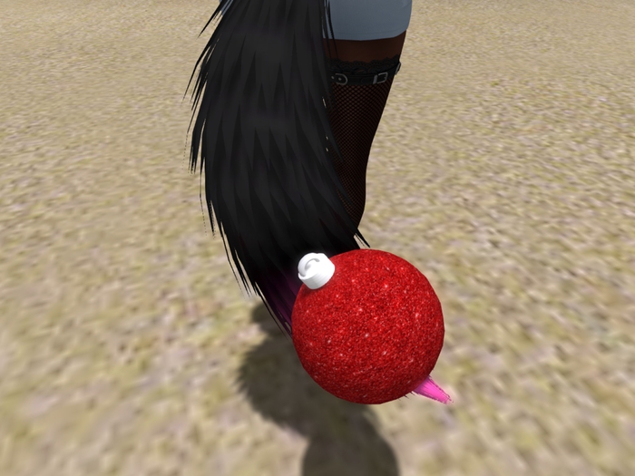 {M} Ornament Tail Toy Red