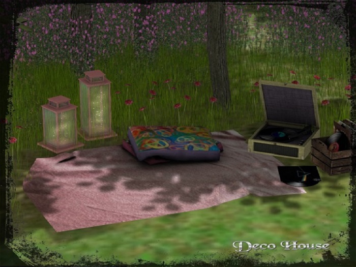 Retro Rug with Pillows