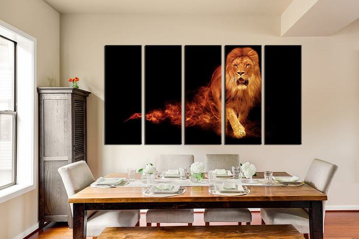 *G* Canvas Lion
