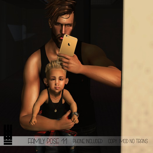 M E R C H- FAMILY POSE 11