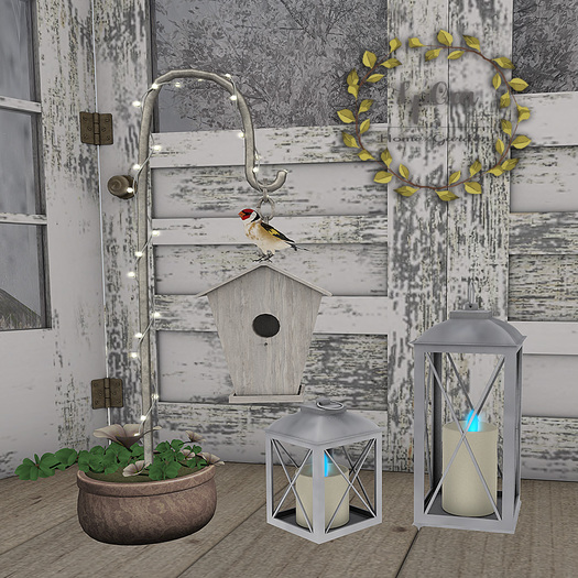 LpOca  Hanging Bird House