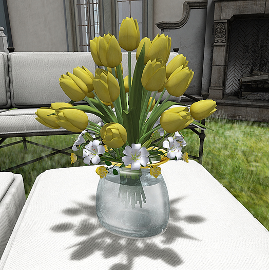 CJ Tulip yellow in Vase ~ c + m ~