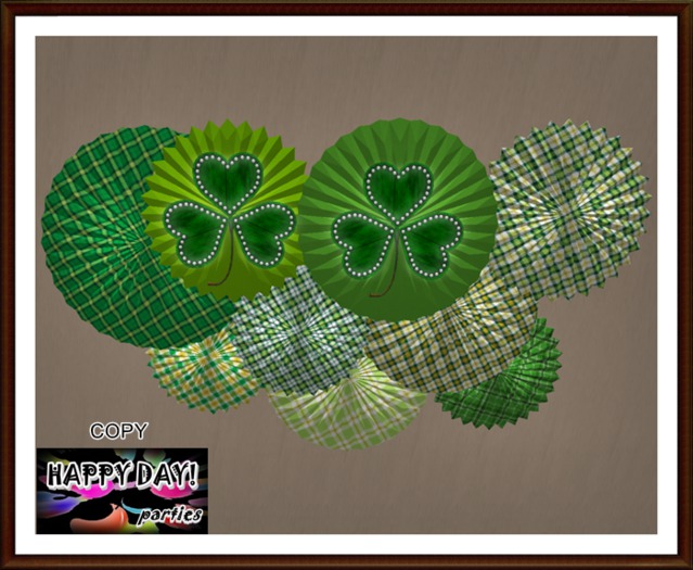St Patrick - Shamrocks Plaid Paper Fan
