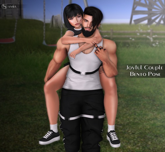 Samia  -  Bento Pose Couple - Joyful