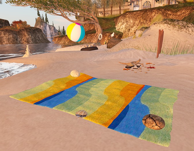 Beach Play (Pose) Boxed