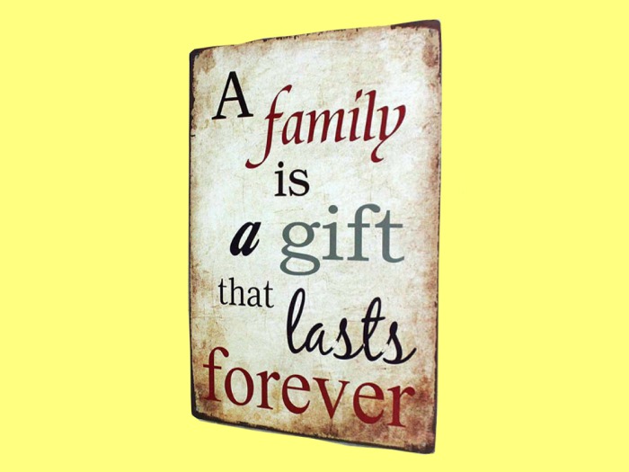 WALL ART CRAFT DECOR Hanging Wood Painted FAMILY IS GIFT Sign HOME Plaque on 1 Prim copy/mod