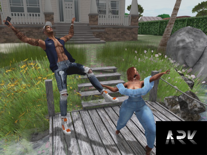 ARK - Throw Em!