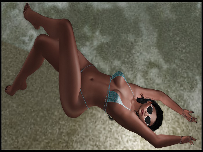 Jess Pose Beach 3 *