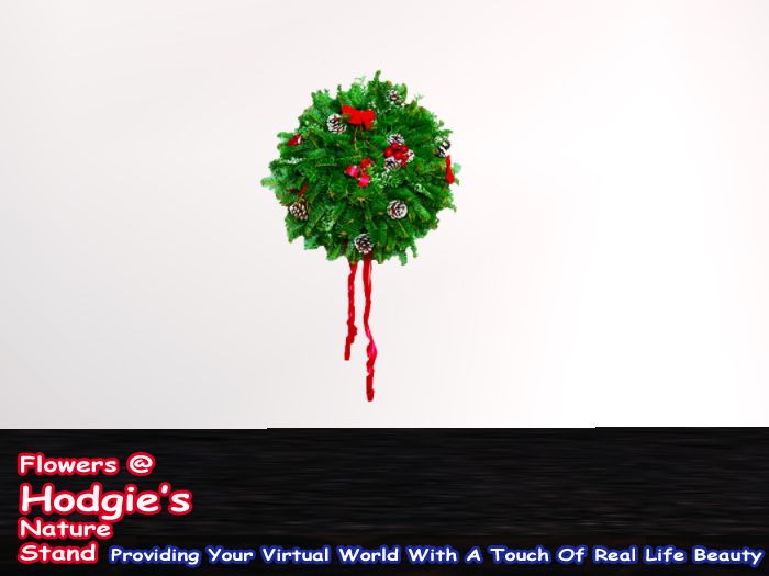 Hodgie's Flowers & Plants  --  Wreath (Christmas Ball Wreath)