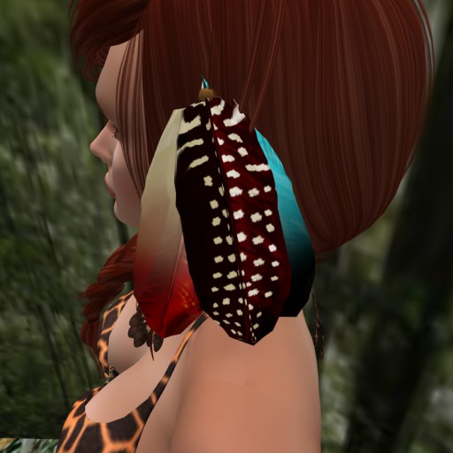 DF HAIR FEATHERS MULTI W/ RED SPOTS