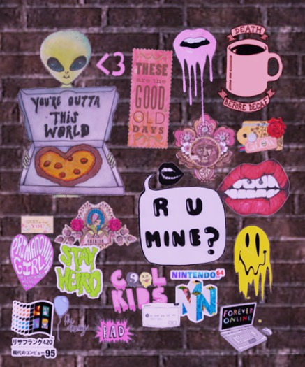 Leviosa - Outta This World Collage - Alien Graffiti - Decor - Wall Art
