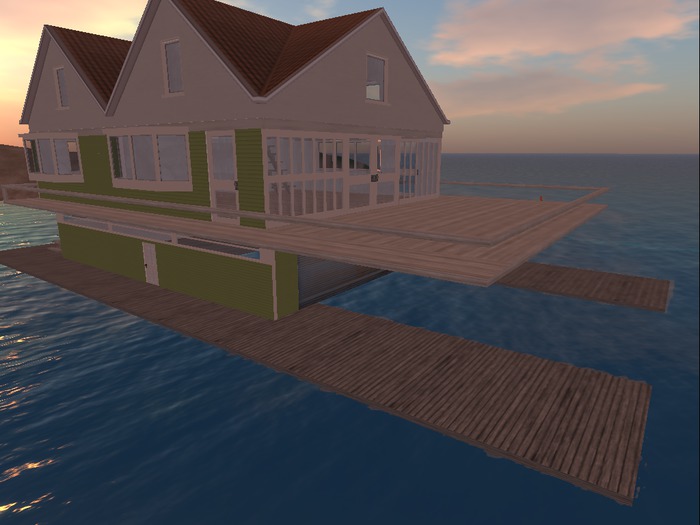 Boat/Seaplane House Open Plan Nautical Blue