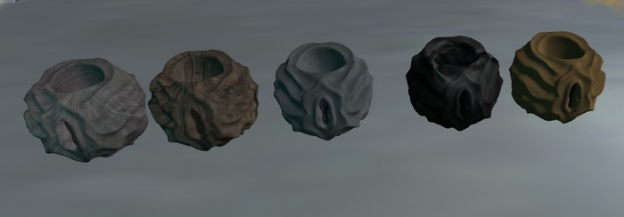 {Pixelated} Keyhole Vase Set