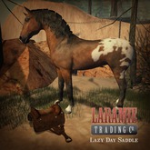 [Blackwood Traders] Lazy Day Saddle with Poses & Grazing Horse