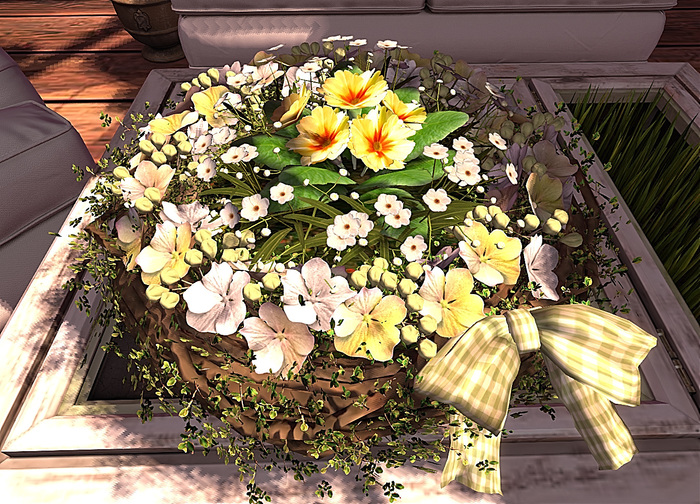 CJ Nest with Primrose yellow